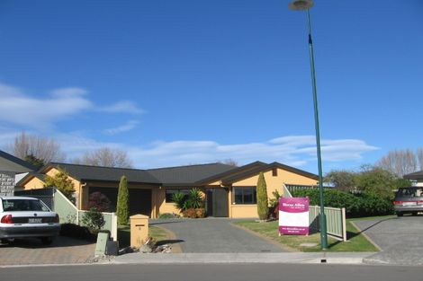 Photo of property in 6 Hyde Place, Taradale, Napier, 4112