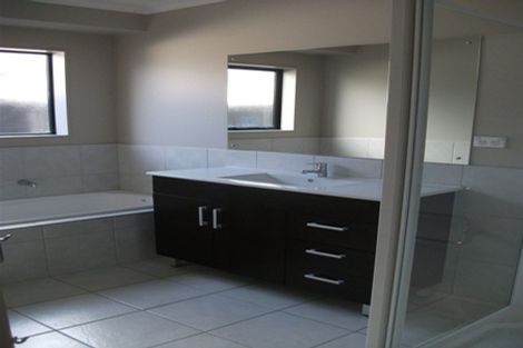 Photo of property in 8 Citron Court, Flat Bush, Auckland, 2016