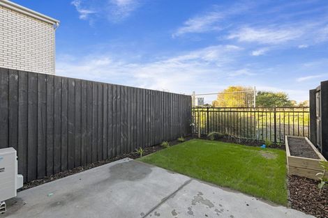 Photo of property in 30 Piripiri Place, Broomfield, Christchurch, 8042