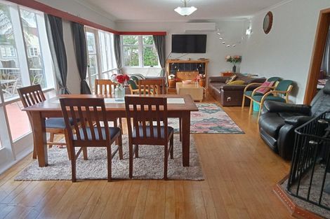 Photo of property in 2 Somme Road, Silverstream, Upper Hutt, 5019