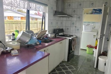 Photo of property in 1/4 Kelvin Road, Papakura, 2110