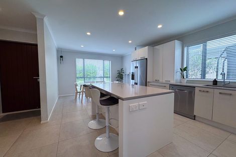 Photo of property in 24 Arthur Rolfe Lane, Swanson, Auckland, 0614