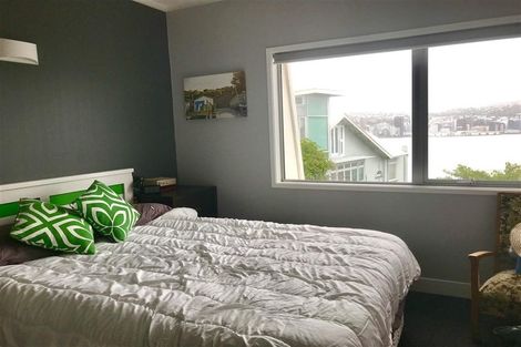 Photo of property in 2u4 Grafton Road, Roseneath, Wellington, 6011