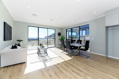 Photo of property in 4 Matuka Lane, Ranui, Auckland, 0612