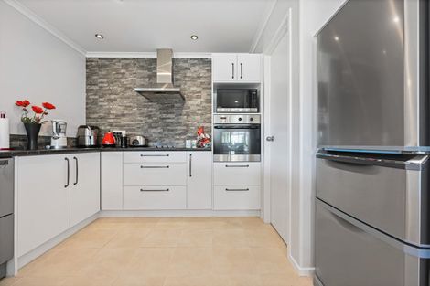 Photo of property in 35 Stoneleigh Drive, Chartwell, Hamilton, 3210