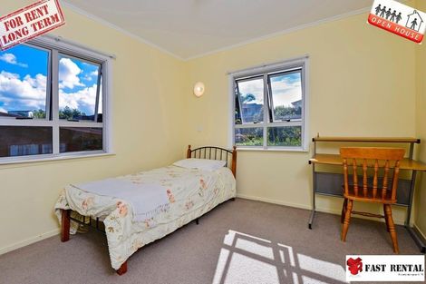 Photo of property in 17 Celeste Place, Totara Vale, Auckland, 0627