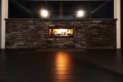 Photo of property in 100 Melksham Drive, Churton Park, Wellington, 6037