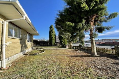Photo of property in 24a Oregon Drive, Maoribank, Upper Hutt, 5018