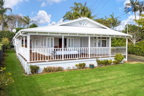 Photo of property in 66 Beresford Street, Bayswater, Auckland, 0622