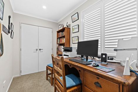 Photo of property in 7 Hewson Lane, Greytown, 5712