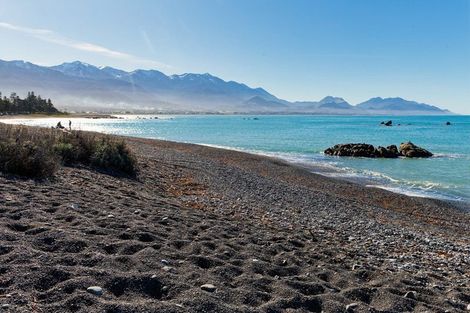 Photo of property in 2/132 Esplanade, Kaikoura, 7300