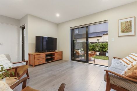 Photo of property in 26 Kearns Drive, Hobsonville, Auckland, 0616