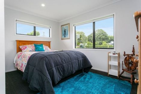 Photo of property in 125 Saint Kilda Road, Cambridge, 3434