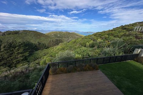 Photo of property in 34 Epic Way, Newlands, Wellington, 6037