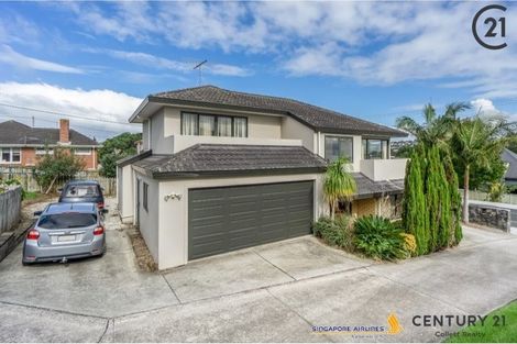 Photo of property in 49 College Road, Northcote, Auckland, 0627
