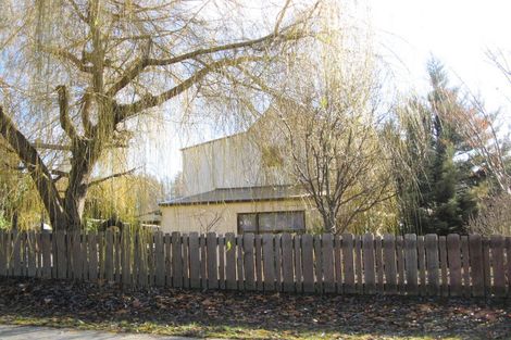 Photo of property in 8 Heuchan Lane, Wanaka, 9305