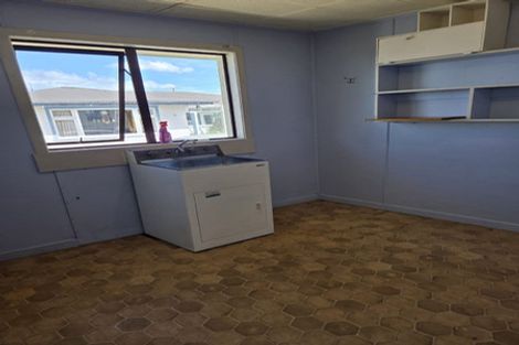 Photo of property in 35 Papatotara Road, Tuatapere, 9620