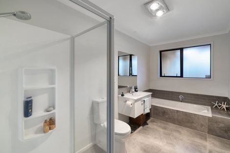 Photo of property in 17 Te Ranga Memorial Drive, Pyes Pa, Tauranga, 3112