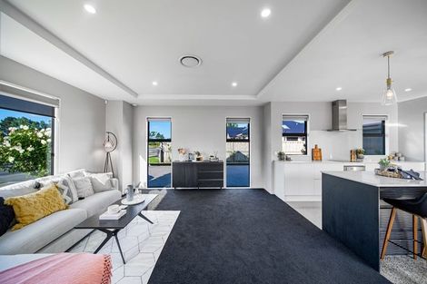 Photo of property in 73 Dynes Road, Rolleston, 7615