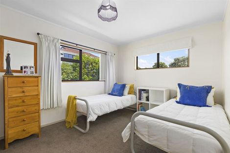 Photo of property in 22 Mercury Way, Whitby, Porirua, 5024