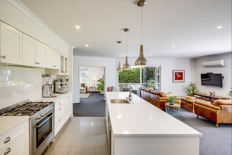 Photo of property in 11 Te Heipora Place, Havelock North, 4130