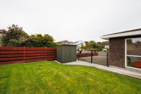 Photo of property in 2 Wharite Place, Awapuni, Palmerston North, 4412