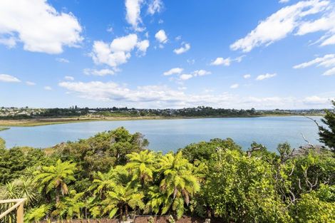 Photo of property in 28 Sunny Bay Road, Matua, Tauranga, 3110