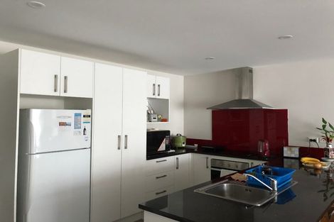 Photo of property in 43 Popokatea Drive, Takanini, 2112