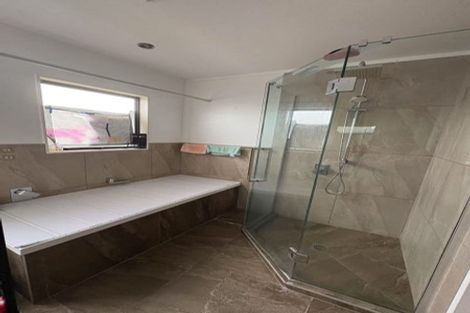 Photo of property in 1/18 Aurea Avenue, Pakuranga, Auckland, 2010