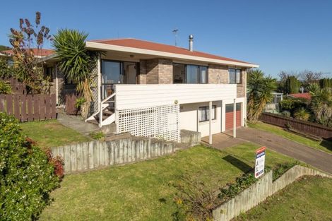 Photo of property in 70 James Cook Drive, Welcome Bay, Tauranga, 3112