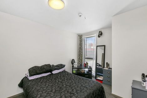 Photo of property in Dual Apartments, 403/142u Vivian Street, Te Aro, Wellington, 6011