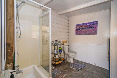 Photo of property in 3 Hannan Road, Whitianga, 3510