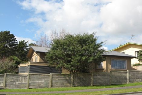 Photo of property in 70 Dorset Avenue, Lynmouth, New Plymouth, 4310