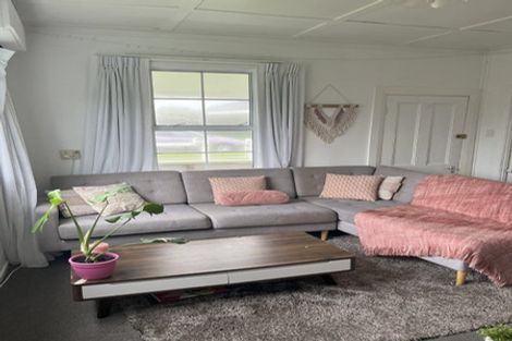 Photo of property in 26 Waimea Road, Waikanae Beach, Waikanae, 5036