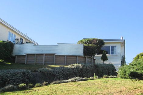 Photo of property in 34 Bassett Road, Johnsonville, Wellington, 6037