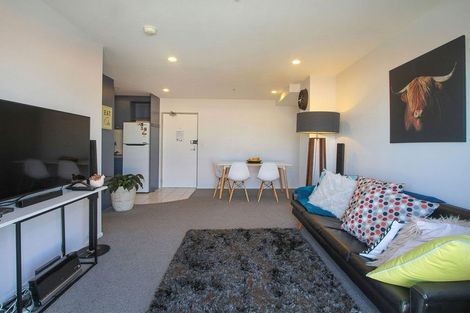 Photo of property in 2q/10 Crown Lynn Place, New Lynn, Auckland, 0600