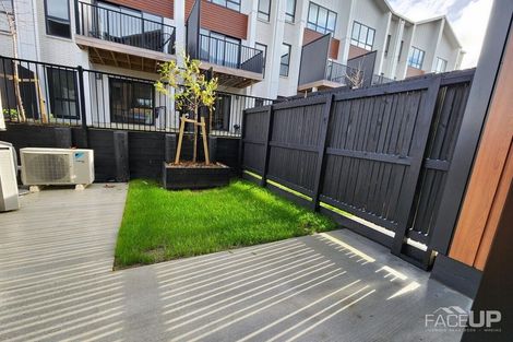 Photo of property in 6/35 Marine Parade, Hobsonville, Auckland, 0616