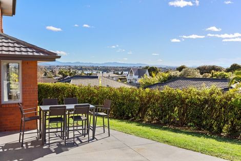 Photo of property in 10 Elena Place, Welcome Bay, Tauranga, 3112