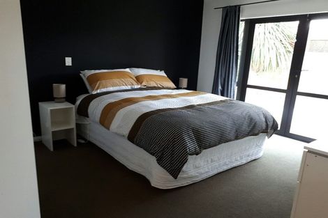 Photo of property in 8a Kenwyn Avenue, St Albans, Christchurch, 8052