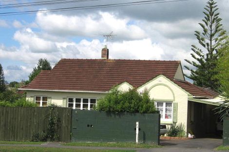 Photo of property in 1/90 Titirangi Road, New Lynn, Auckland, 0600