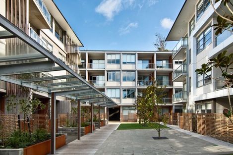 Photo of property in Revolucion Apartments, 405n/28 Torrens Terrace, Mount Cook, Wellington, 6011