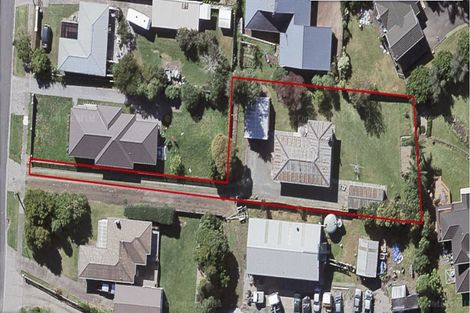 Photo of property in 7 Tapu Road, Huapai, Kumeu, 0810