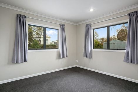 Photo of property in 2 Knox Place, Leamington, Cambridge, 3432