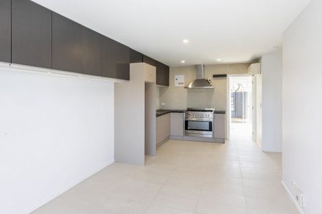 Photo of property in 330 Yaldhurst Road, Russley, Christchurch, 8042