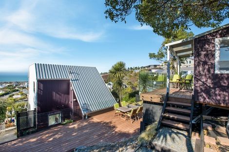 Photo of property in 14 Muritai Terrace, Mount Pleasant, Christchurch, 8081