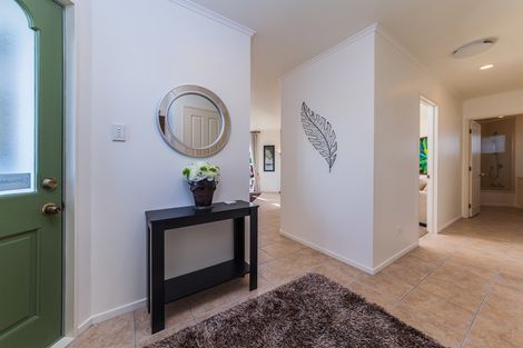 Photo of property in 54d Delta Avenue, New Lynn, Auckland, 0600