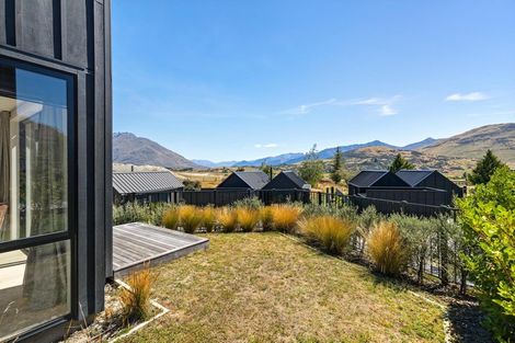 Photo of property in 12 Mckenzies Shute, Jacks Point, Queenstown, 9371