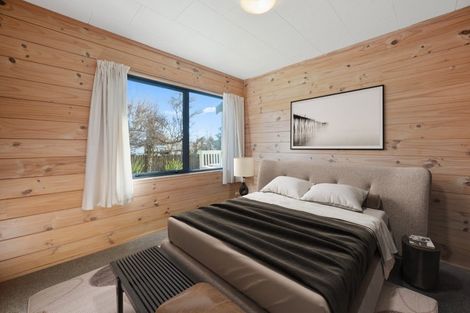 Photo of property in 58 Kinloch Road, Kinloch, Taupo, 3377