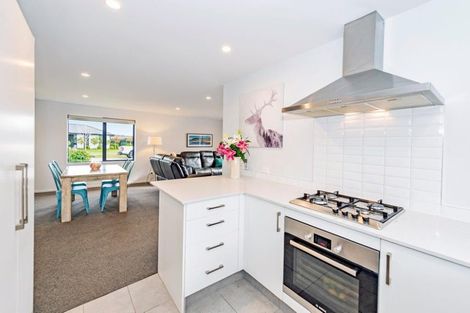 Photo of property in 1 Julia Close, Rolleston, 7614