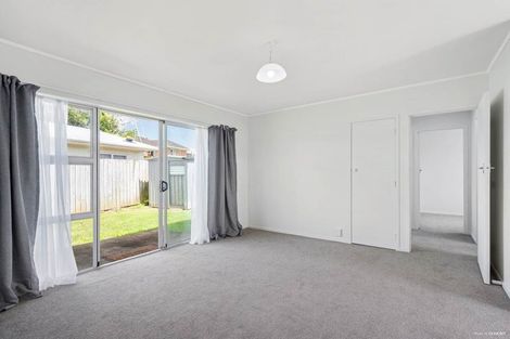 Photo of property in 1/9 Pratt Street, Papakura, 2110